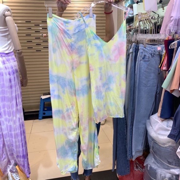 (AA4) NEW Women's Tie-Dyed Tank Top and Harem Pants - Picture 2 of 3